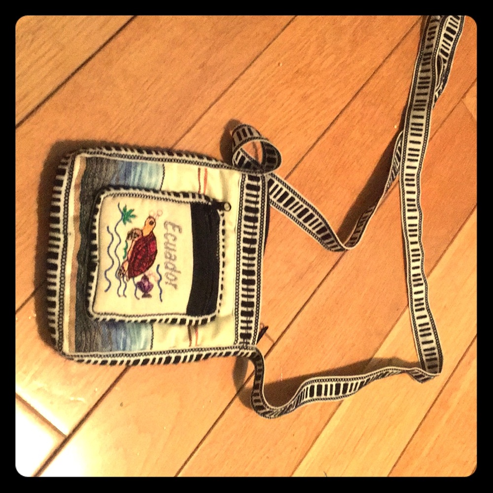 A Ecuador small money/phone bag and satchel too.
